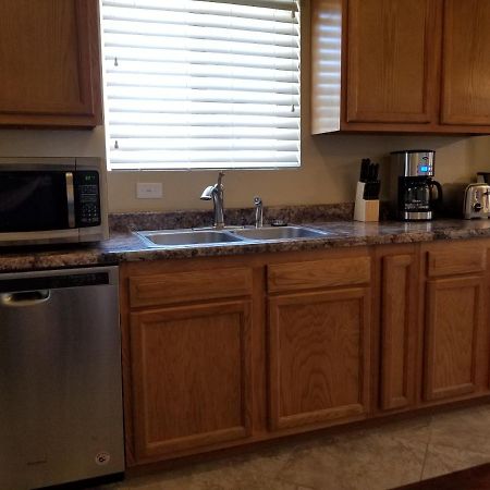 Tucson Airport Oasis Apartment Luaran gambar
